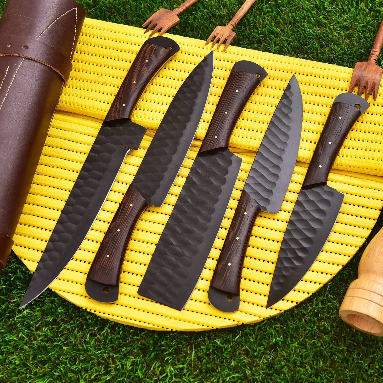 CUSTOM HAND FORGED STEEL BLACK COATING CHEF KNIFE SET WITH BAG KITCHEN KNIVES 55