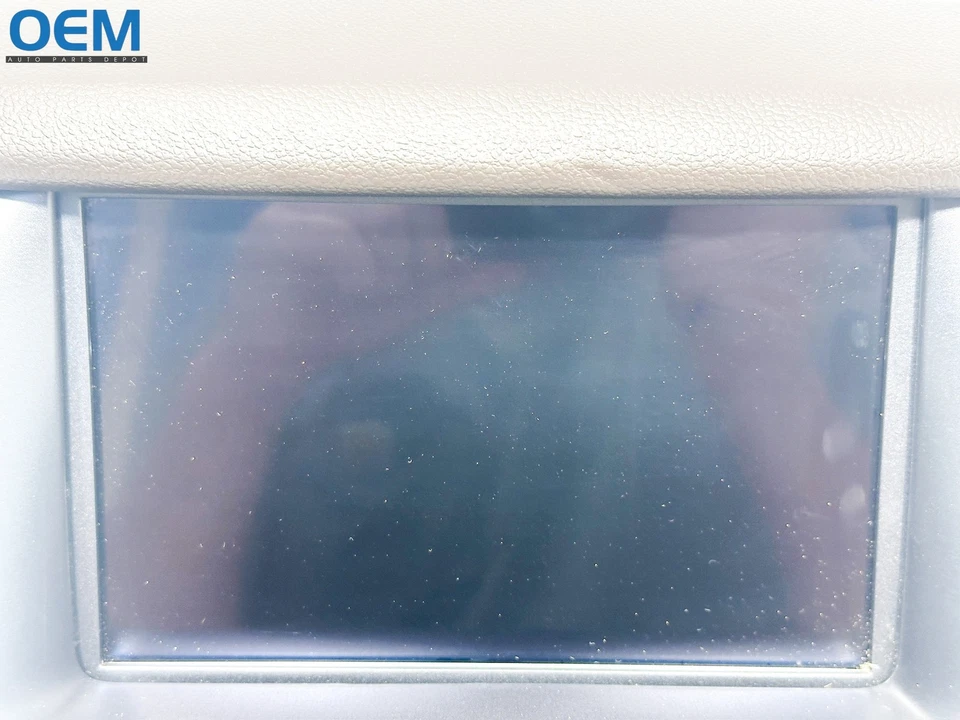 2016 GMC YUKON RADIO DISPLAY SCREEN NAVIGATION CONTROL PANEL 23251763 OEM - Image 3 of 4