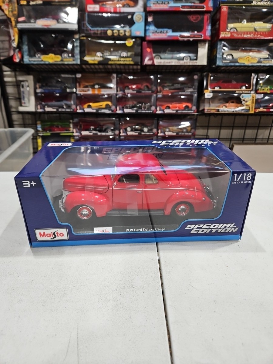 1939 Ford Deluxe Special Edition Red 1/18 Diecast Model Car by