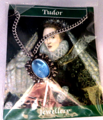 VTG WESTAIR QUEEN ELIZABETH I PEWTER & ICE BLUE GEM PENDANT NECKLACE TUDOR - NWT