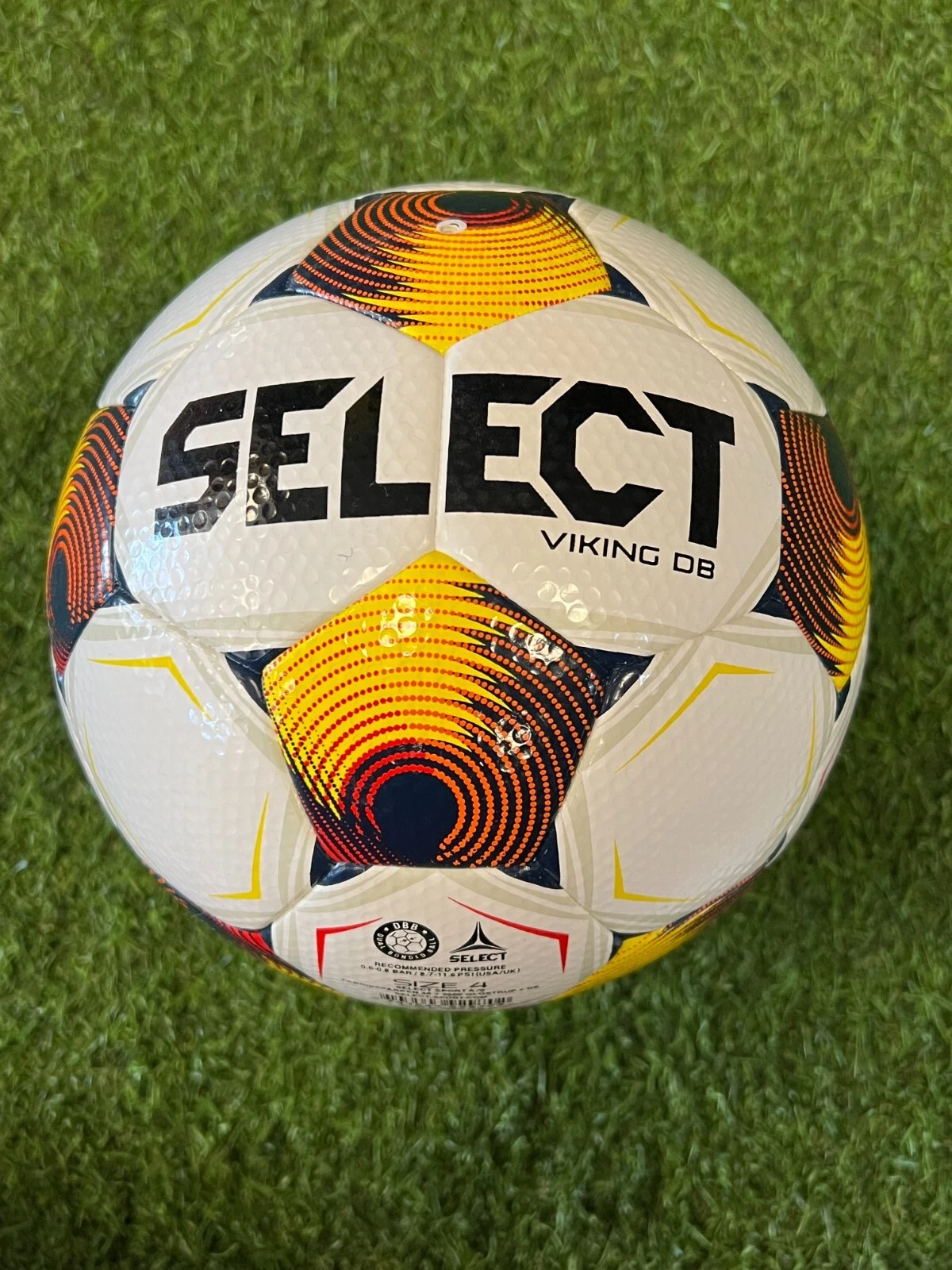 Select Viking DB v25 Soccer Ball - Thumbnail 4