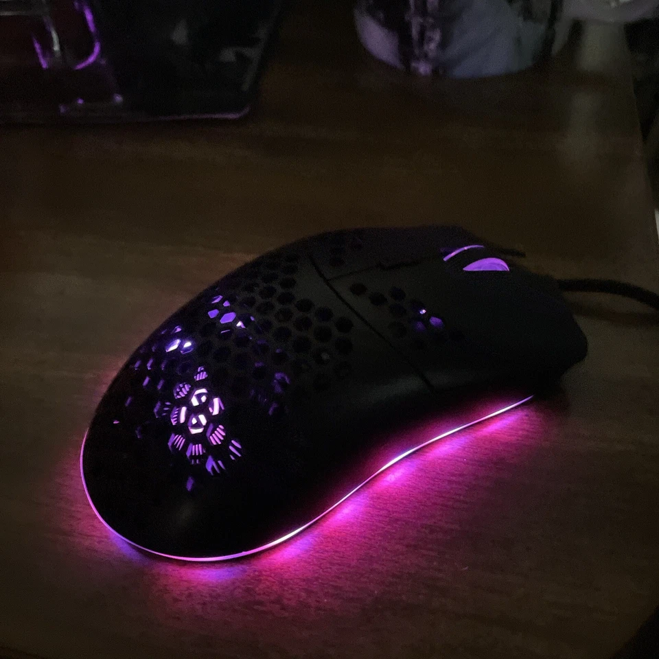 ICONIC- Pro PC Gear IGM-900 RGB Wired Programmable Mouse USB Plug And Play - Image 2 of 4