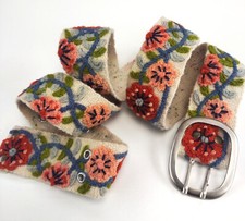 BEAUTIFUL BELT GIFT, HAND-EMBROIDERED BELT IN COLORFUL WOOL