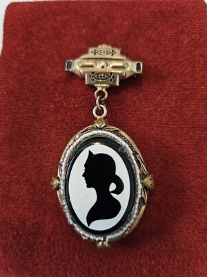 Art Deco Era Black And White Silhouette Cameo Picture Brooch Stamped CORO