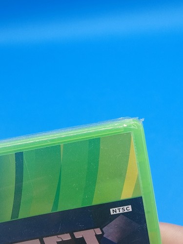 Minecraft Xbox 360 Minecraft (Case Cracked) Halo 4 (Tears), Story Mode (Tears).. - Picture 15 of 23
