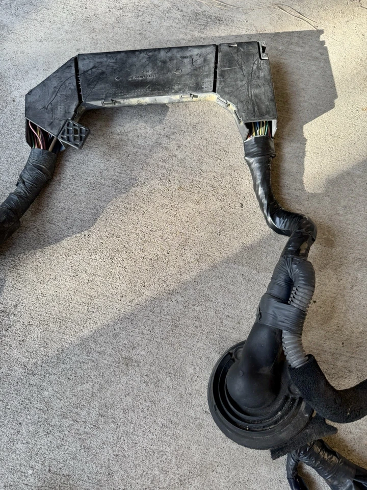 Arnés de cableado principal del motor Infiniti G35 2003-2005 transmisión manual 6 velocidades Foto 4 de 4