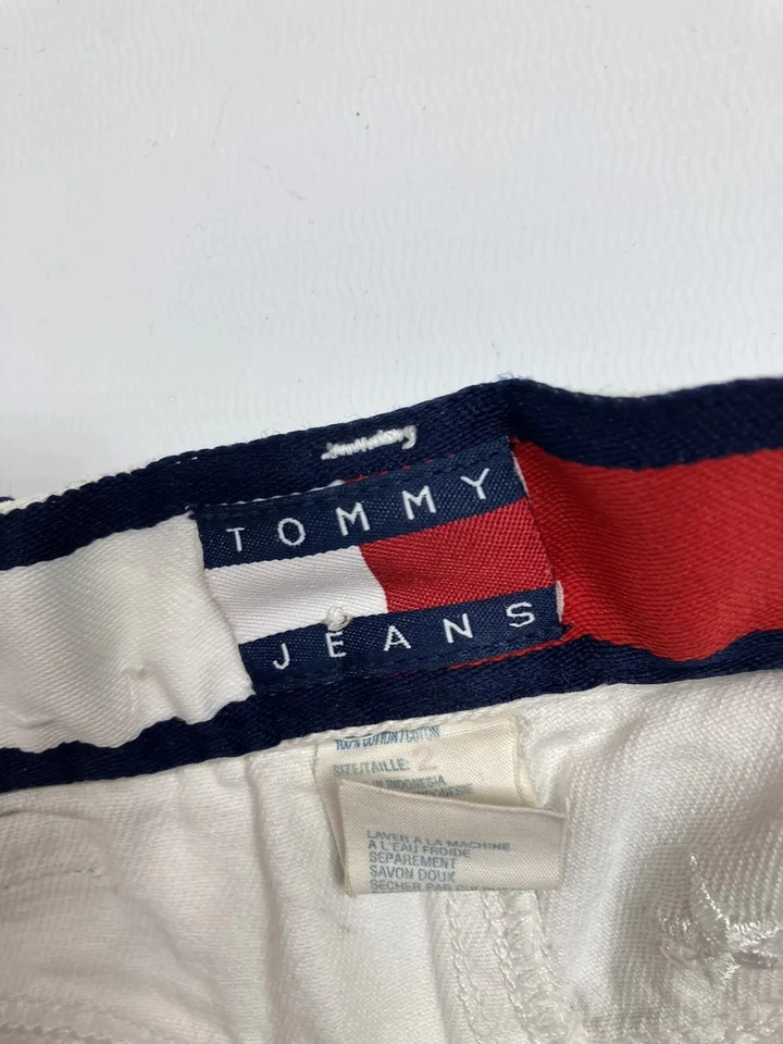 TOMMY HILFIGER DENIM Shorts -Size UK6 - White - Great Condition - Women’s - Image 2 of 4