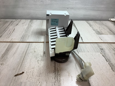 #ad GE OEM Refrigerator Ice Maker CAN9 470269G48 $27.95