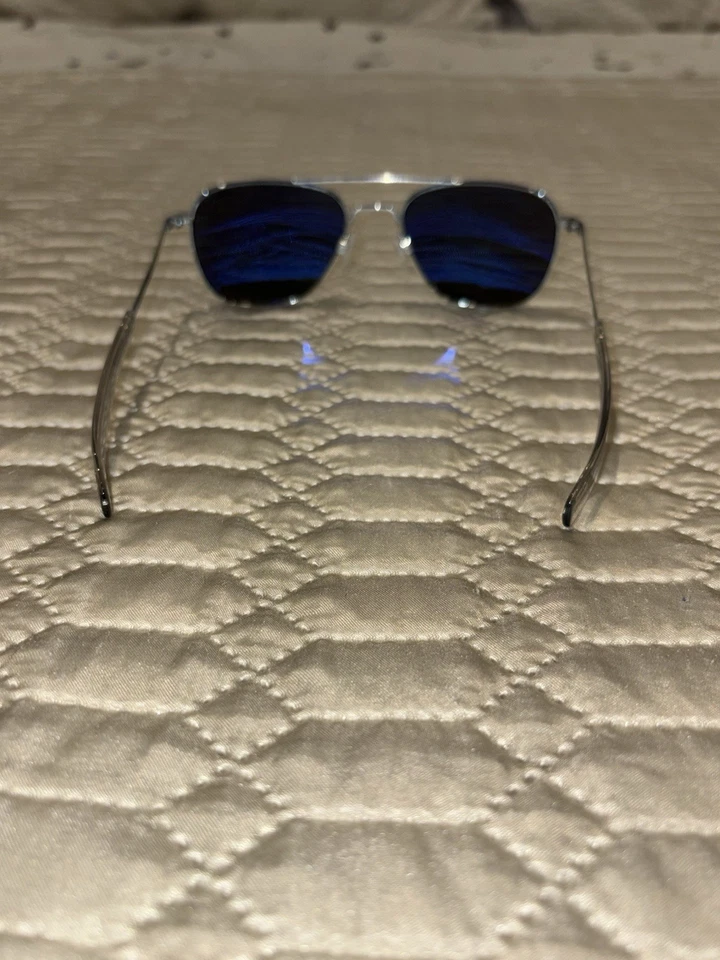 Gafas de sol polarizadas Randolph Engineering Aviator cromadas brillantes y azul atlántico Foto 2 de 4