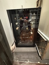 NEWAIR® 24-BOTTLE 16.9" SHADOWᵀᴹ SERIES FREESTANDING WINE FRIDGE