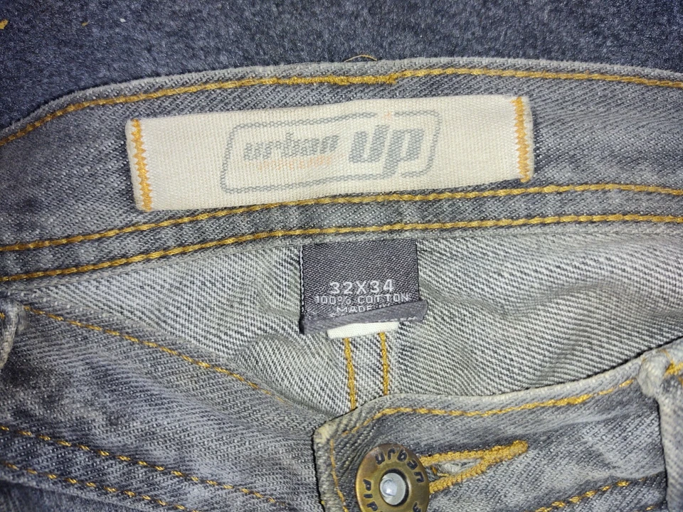 Pantalones de mezclilla azules Dereon para niñas bordados bolsillos traseros flor Di Lis talla 8 Foto 4 de 4