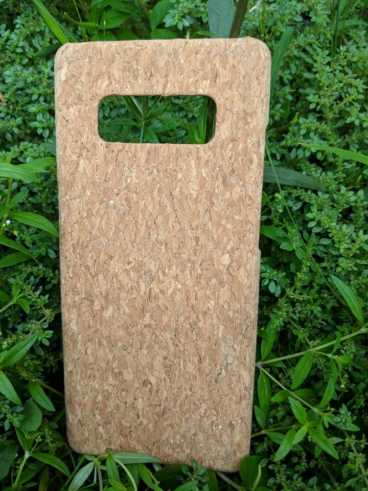 Samsung Galaxy S10 Plus Phone Case Bamboo or Cork Eco-Friendly Materials - Image 3 of 4
