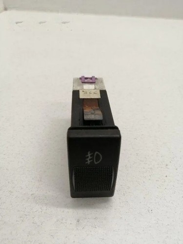 AUDI A8 D2 4D2, 4D8 Nebelscheinwerferschalter 4D0941535 2.80 Petrol 17120558