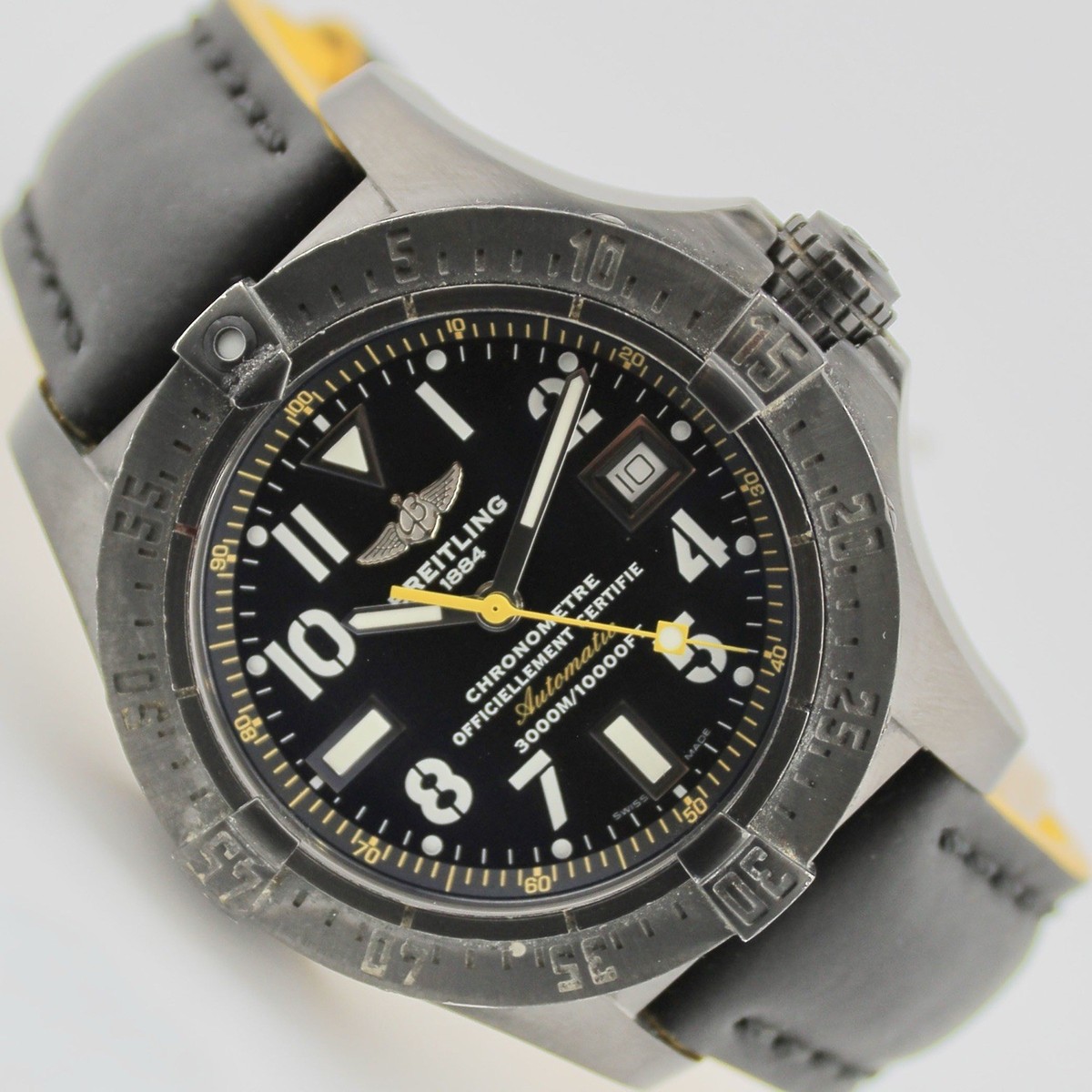 Breitling Avenger Seawolf Code Yellow 45mm Black Steel M17330 Auto