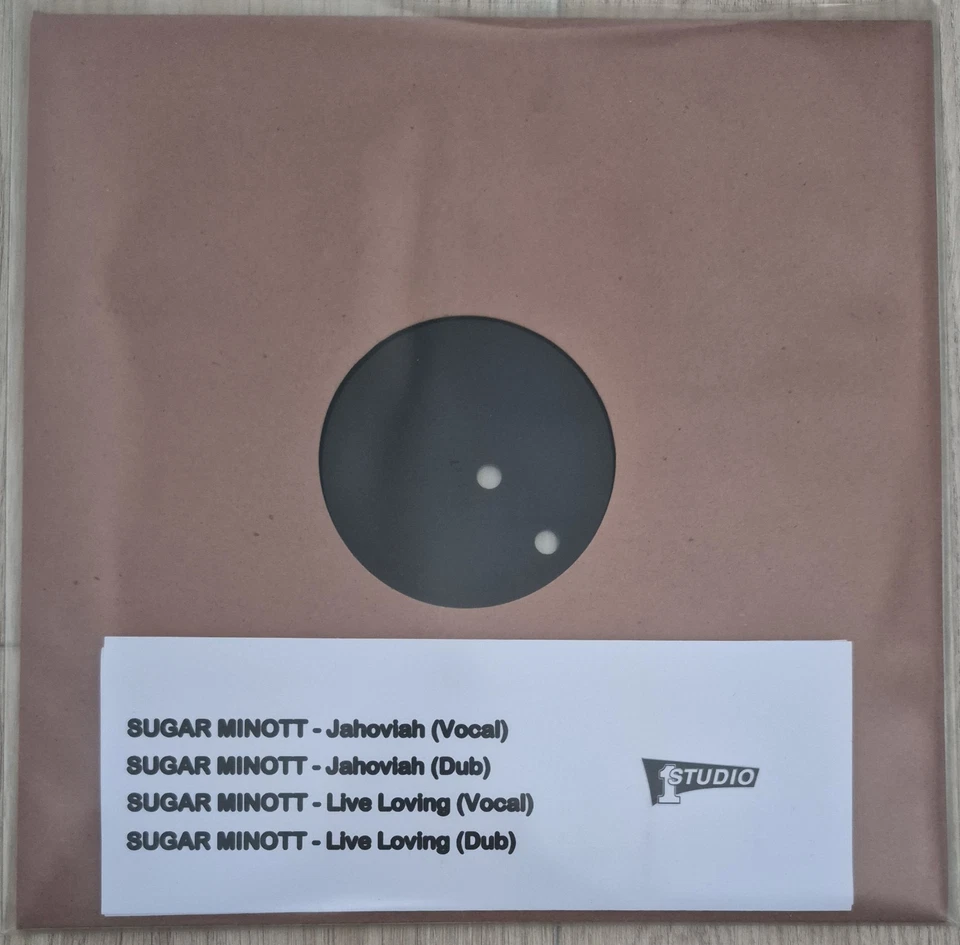 SUGAR MINOTT - Jahoviah + Dub / Live Loving + Dub (STUDIO ONE DUBPLATE) 10"   - Photo 2/4
