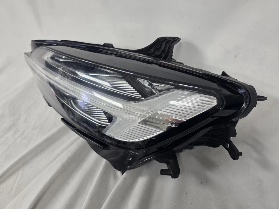 2019 2020 Volvo S60 III V60 II LED Left Headlight OEM LEFT GENUINE 32228866 - Bild 3 von 4