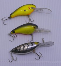 3 VINTAGE DIVING FISHING LURES, BAGLEY'S KILLER, CORDELL BIG O, CORMO METALLIC