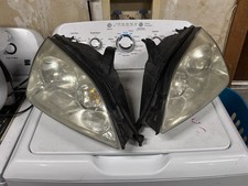 2007 Ford Focus Headlight Assembly Pair 2007 Ford Focus Headlight Assembly Pair