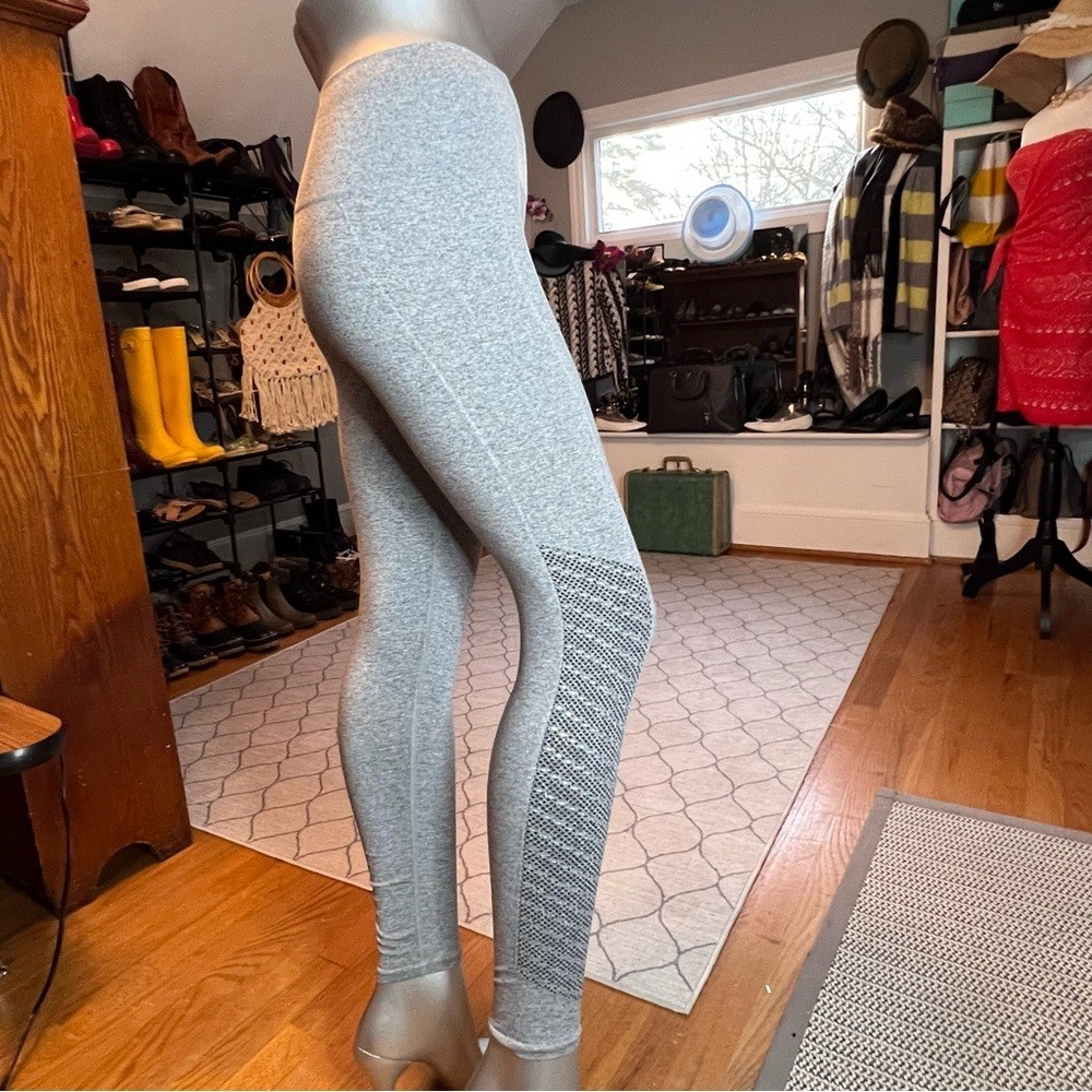 Fabletics Sync Seamless High-Waisted Gray Perfora… - image 7