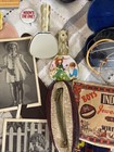 VINTAGE TO NOW COLLECTIBLES JUNK DRAWER LOT/JEWELRY/COLLECTIBLES. — photo 6