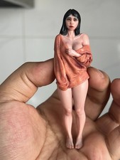 Miniature Figure Scene Props 1/18 Off-shoulder Anime Beauty Diorama Resin Sculpt