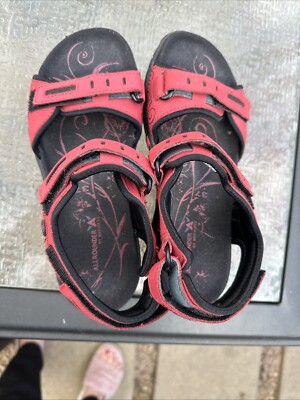 Allrounder by Mephisto Women's Westside Sandal Size 37/7 Red/black Suspension
