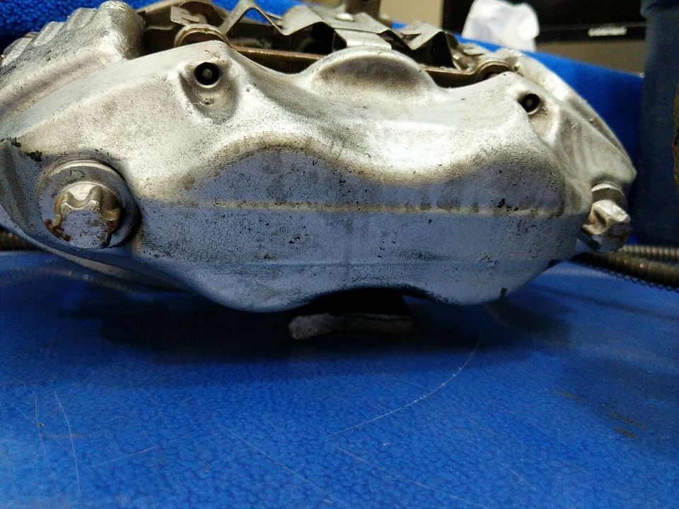 Genuine Mercedes-Benz Brake Calipers set front rear left right oem w221 s600 - Image 4 of 4