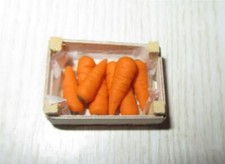 MINIATURE DOLLHOUSE 1:12 SCALE CARROTS IN A BOX - F14