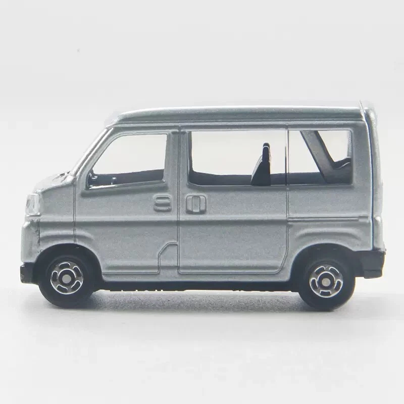 Takara Tomy Tomica 30 Daihatsu Hijet Silver Metal Diecast Toy Car New in Box - Image 4 of 4