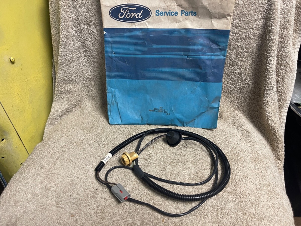 NOS FORD D8DZ-13412-B 78-83 FAIRMONT MERCURY ZEPHYR LICENSE PLATE