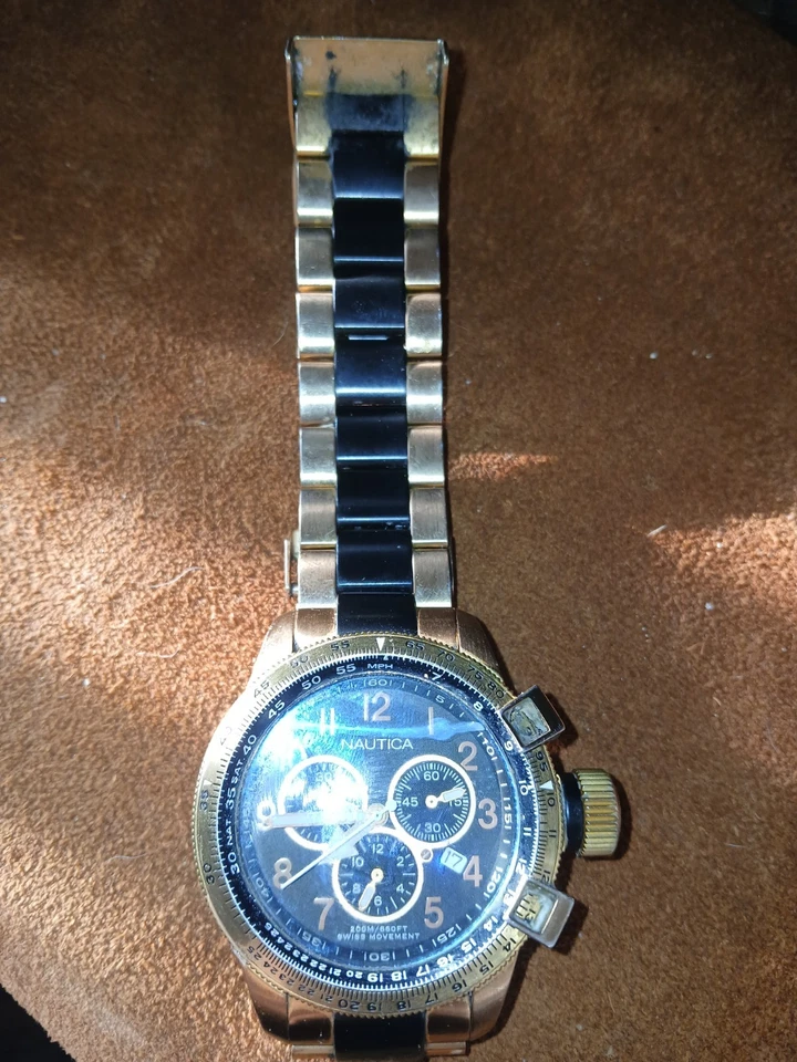 reloj nautica hombre oro Foto 3 de 4