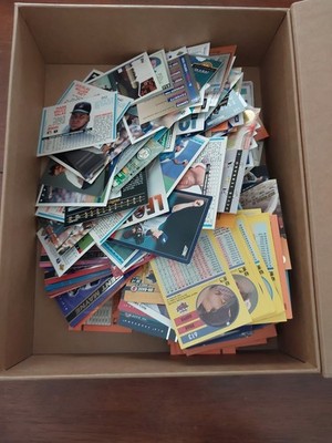 Huge 2 Lbs card lot 300-500 Baseball Cards Topps Fleer Others Estates Sale Find
