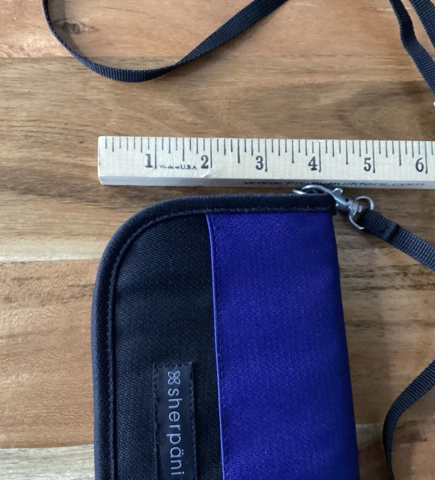 Cartera Sherpani Cremallera Alrededor Azul Negra Bandolera Extraíble Correa Organizador de Tarjetas Foto 3 de 4