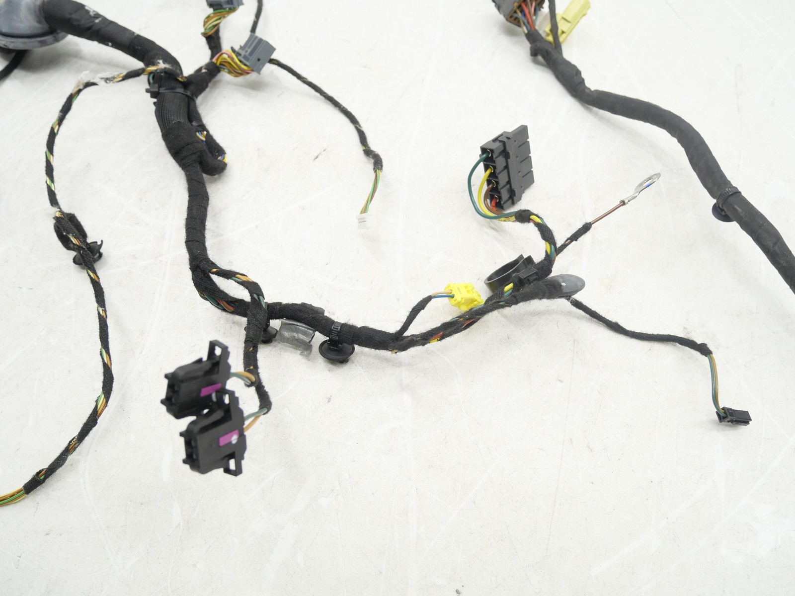 McLaren 570S 2016-2021 Front Left Door wiring harness P/N 13M1472CP