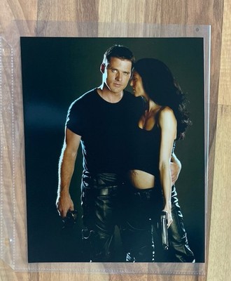 Official Farscape Claudia Black 8x10 Photo Ben Browder Kodak Paper Lab Dev