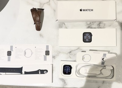 APPLE Watch SE Gen 2 40mm Midnight  & Blue Sport Band Original Packaging 