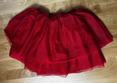 H&M Mädchen Tüllrock Tutu kurz Rot Gr. 140 elastischer Bund Polyester Freizeit