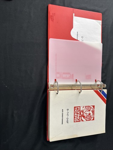 1981 FLYING TIGERS B747 AIRPLANE FLIGHT MANUAL FLIGHT CREW PILOT FAA APPROVED - Picture 3 of 22