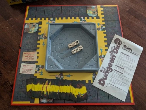 Dungeon Dice Board Game 1977 Complete Vintage Parker Brothers Rules Cards Parts