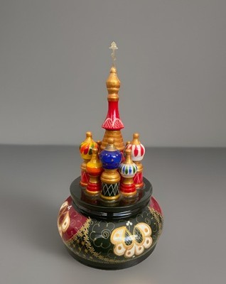 Vintage Basilius Kathedrale Russische Spieluhr zum Aufziehen Holz handbemalt