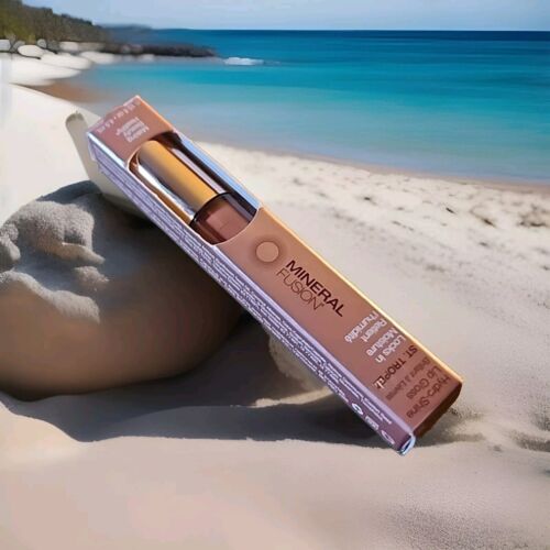 Mineral Fusion St. Tropez Hydro-Shine Lip Gloss 0.15 fl oz New