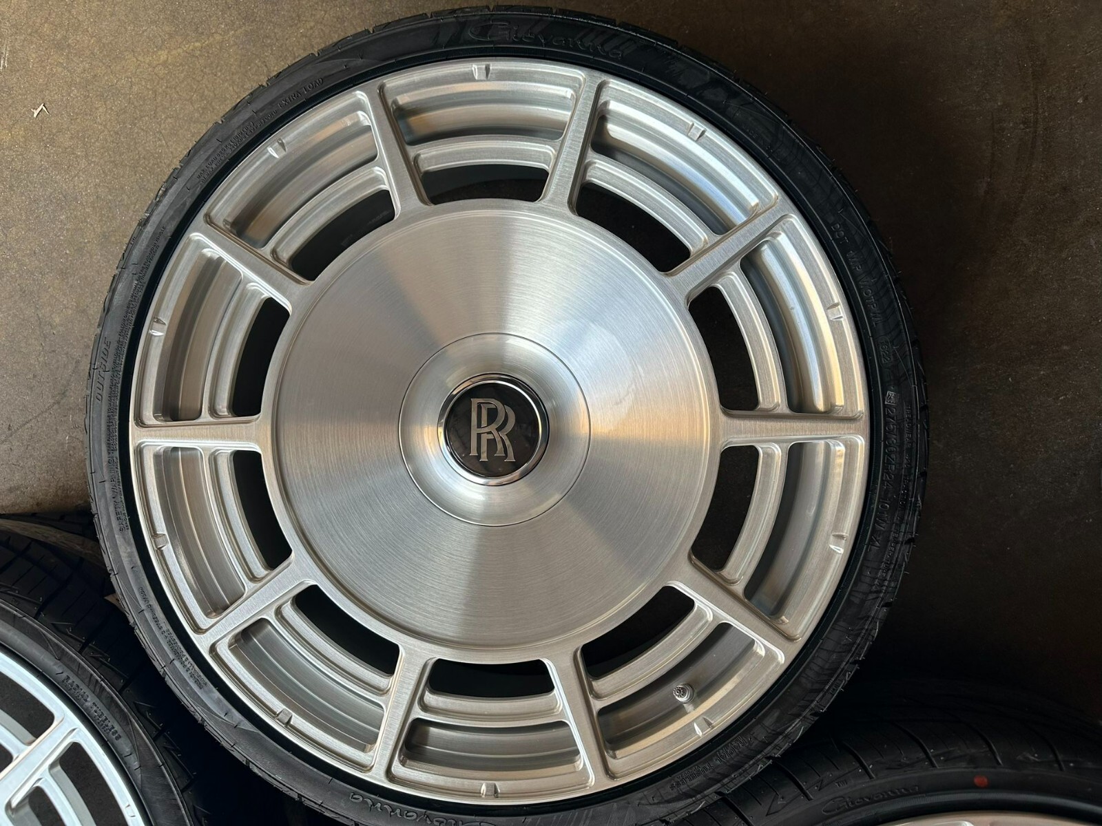 24” Forged Silver Brushed Wheels fit Rolls Royce Ghost Cullinan Range Rover New