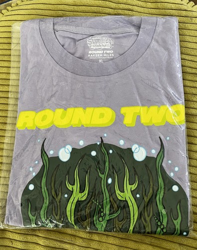 SpongeBob Nickelodeon X Round Two Langarm lila T-Shirt XL Neu mit Etikett Rakeem Miles - Bild 4 von 5