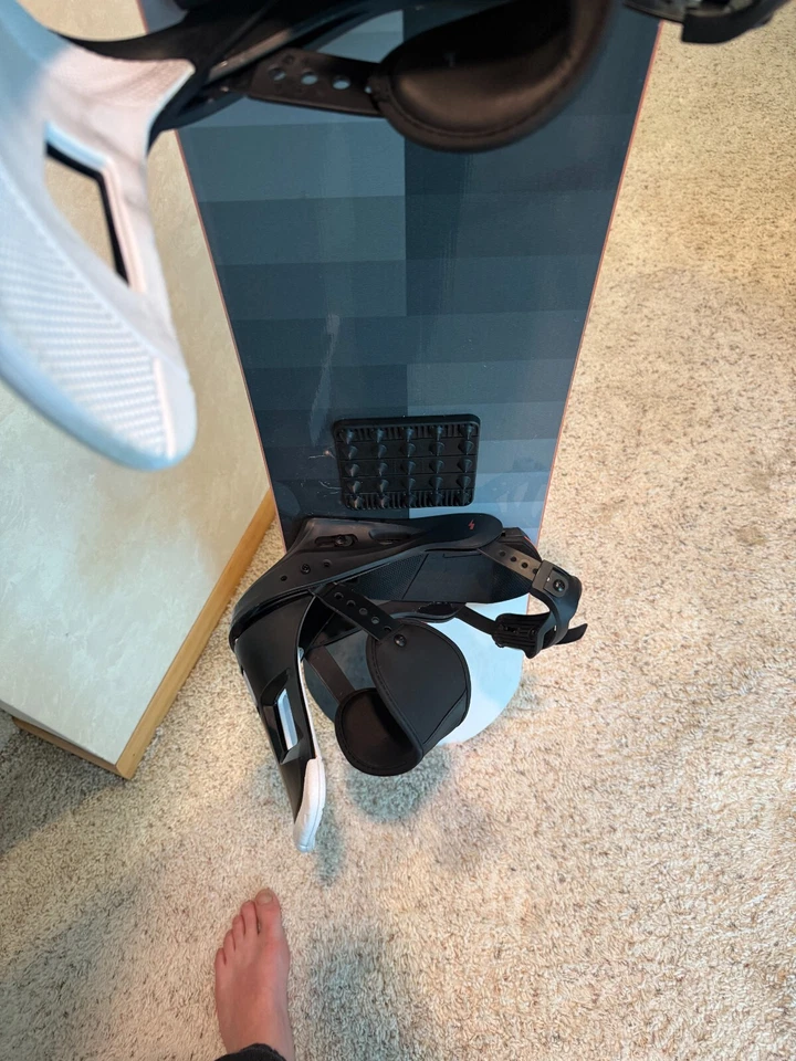 Snowboard DC Wide (157 cm) con fijaciones Burton 2021 (grande) - BLANCO-ROJO-NEGRO Foto 3 de 4