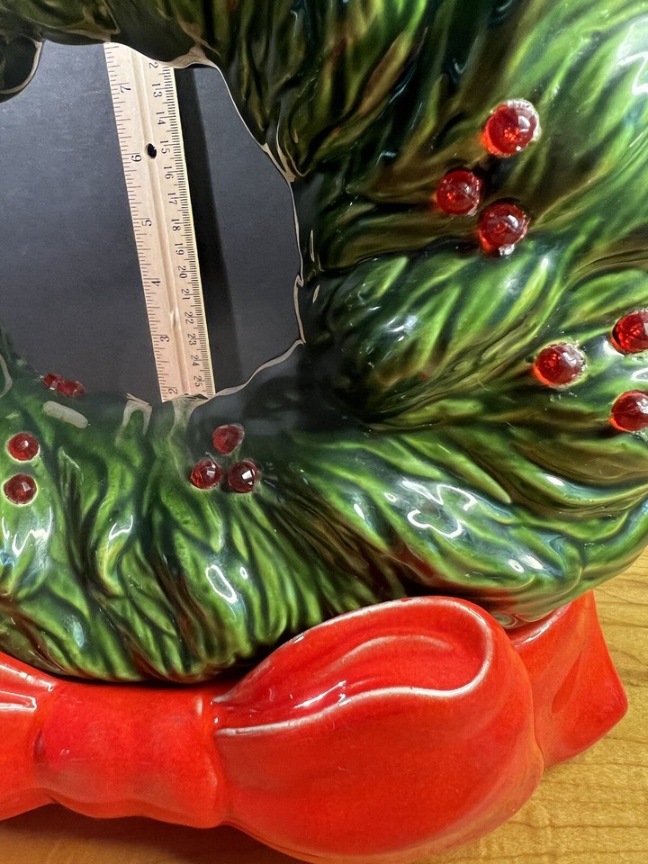 Vintage Ceramic Mold Lighted Christmas Tree Wreath Red Ribbon base eBay