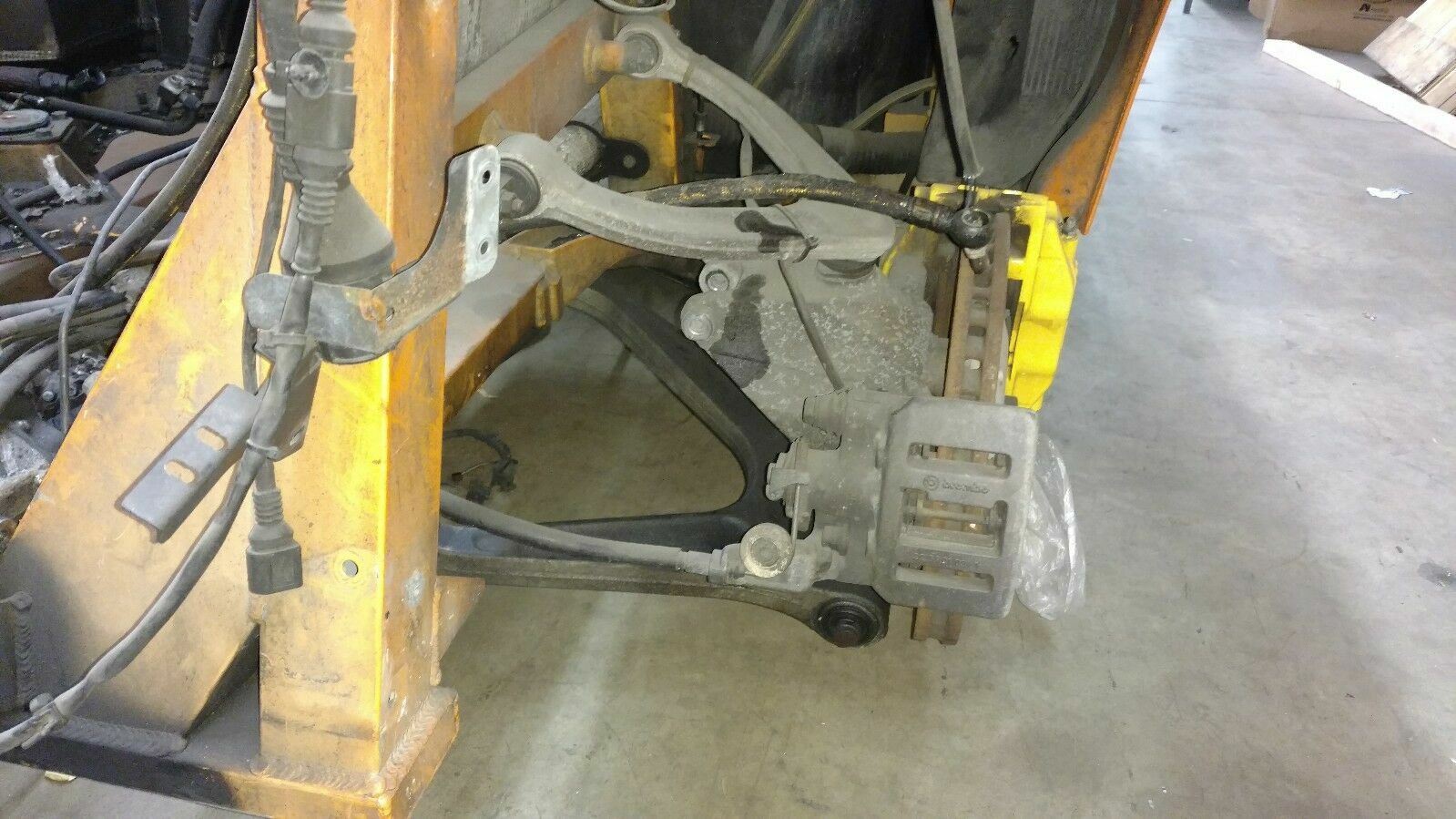 LAMBORGHINI GALLARDO REAR RIGHT CONTROL ARM HUB SUSPENSION SET OEM 