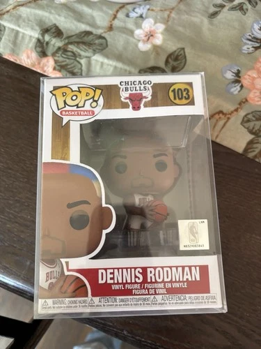DENNIS RODMAN - Chicago Bulls - Funko POP! NBA #103 Collectible Figure BOX WEAR