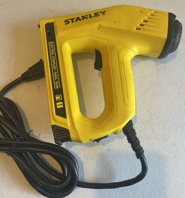 #ad Stanley 2 in 1 Electric Stapler Staple and Brad Nail Gun TRA700 $23.99