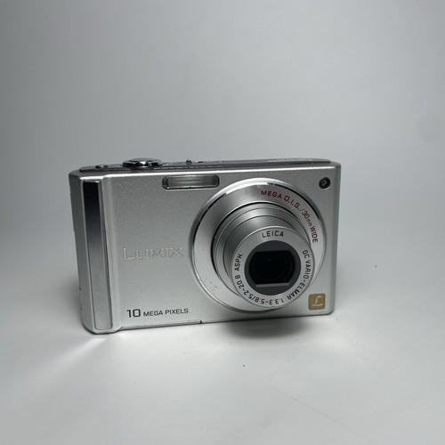 Panasonic Lumix DMC-FS20 10.1MP Digital Camera Tested + Charger, Battery, Case - Picture 2 of 21