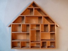 setzkasten holz  mit dach für nippes 